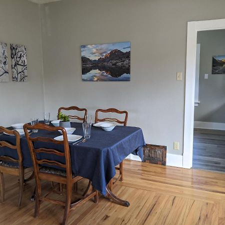 The Lewis House-Upper Level-A Peaceful Spot! Apartment Laramie Exterior photo